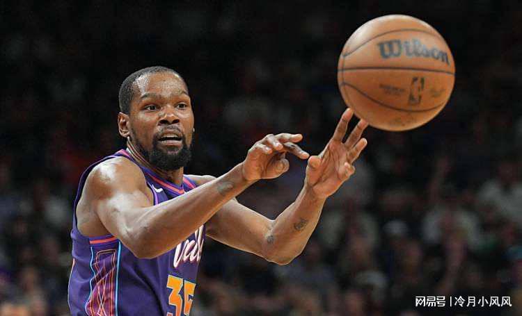 赛车投注-盘点新赛季里程碑时刻:老詹冲三项第一,库里巩固三分王地位