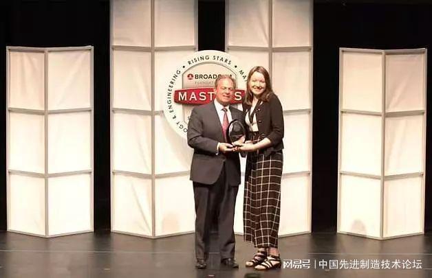 注册观看-汽车A柱视野盲区大难题,竟被美国一14岁姑娘轻松解决!