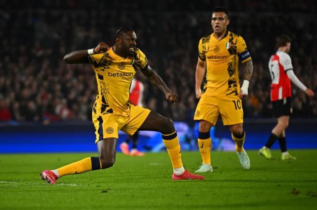 赛车投注-【欧冠】锋线双响炮！国际米兰客场2比0费耶诺德