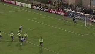 1728458242380034030.gif 注册观看-别迷信“职业”人士,点球被他们玩成了奇葩…