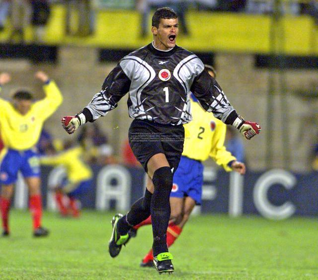 1728451928054078795.jpeg 注册观看-别迷信“职业”人士,点球被他们玩成了奇葩…