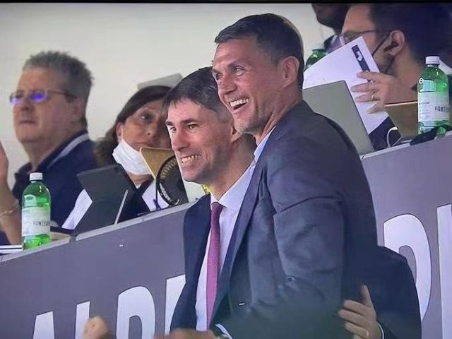 赛车投注-红黑大叔们 都露出了老父亲般的笑容